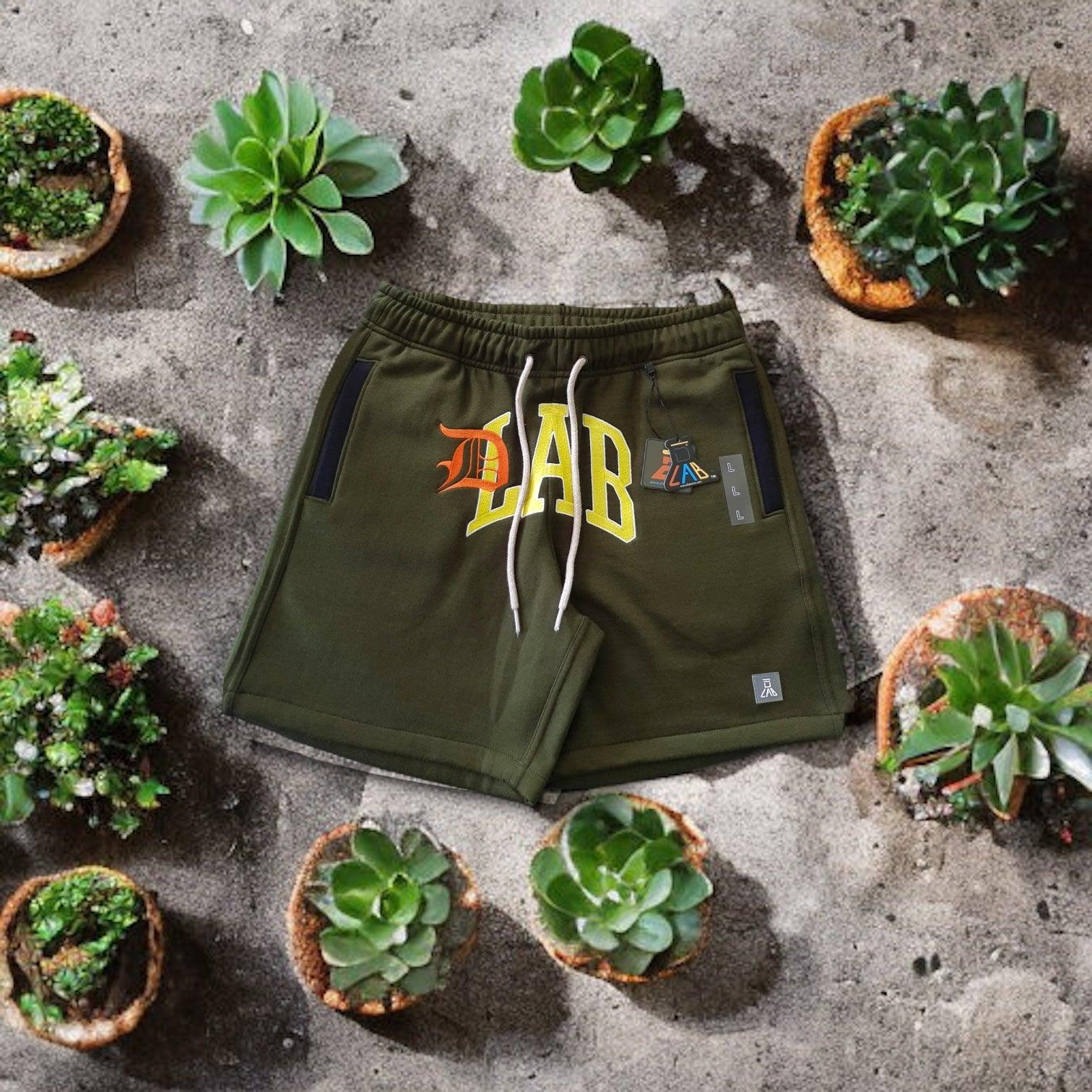 DLAB "SCRPT” SweatShort Olive Green - DlabStore