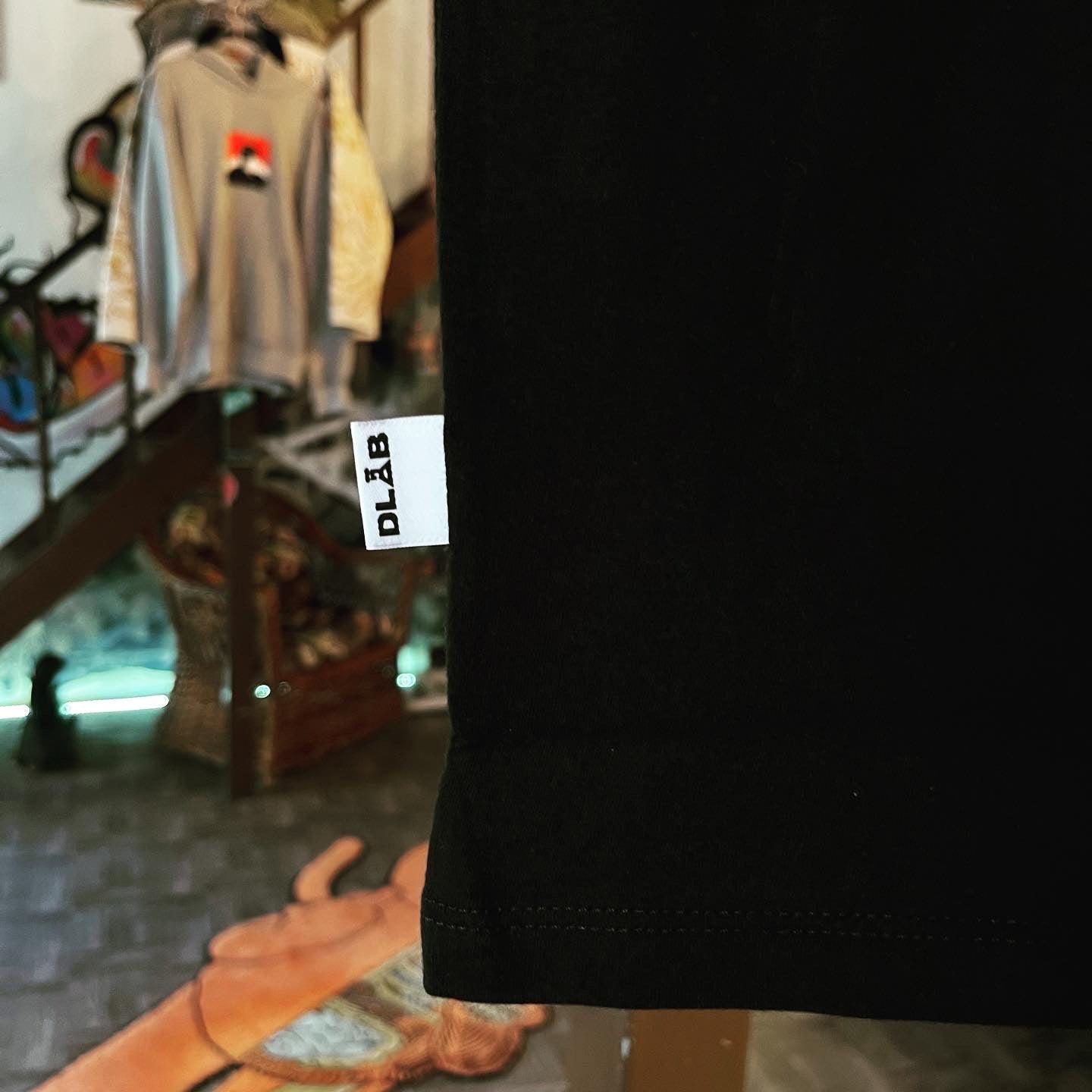 Mr. 32 Flavors X Dlab Collab Tee (Pocket Logo) - DlabStore